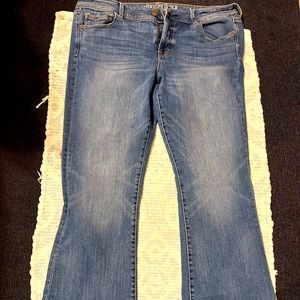 Women’s American Eagle Jeans